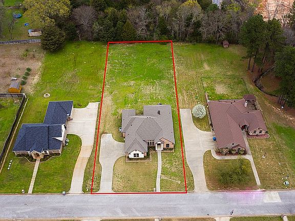 3rd image of 521 Kwando Ln