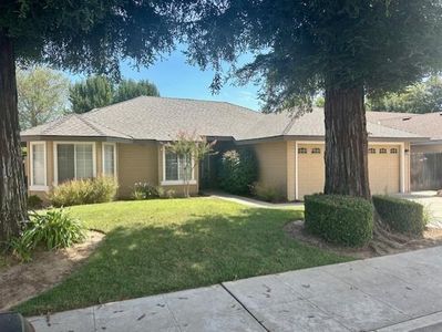 1865 E Omaha Ave, Fresno, CA, 93720