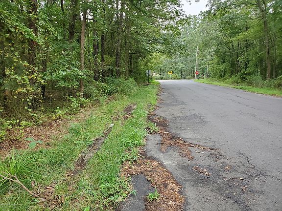 2nd image of 1900 N Blue Bell Rd