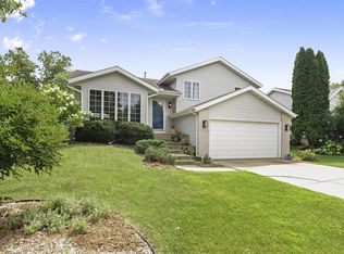 7225 Blue Maple Trl, Madison, WI 53719