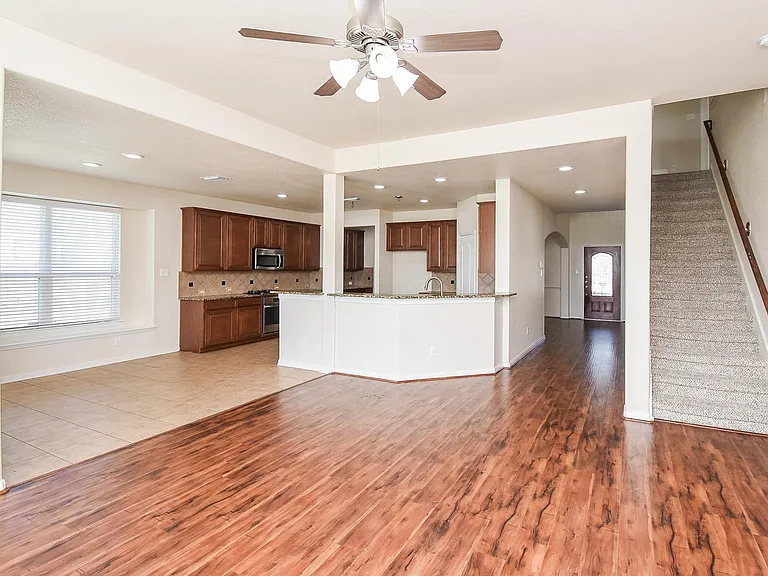 6203 Ledger Ln — Photo 10