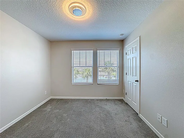 10141 Greenstone Ridge St — Photo 30