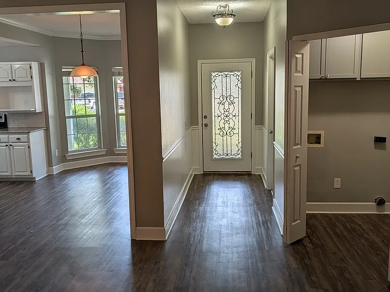 540 Linda St — Photo 6