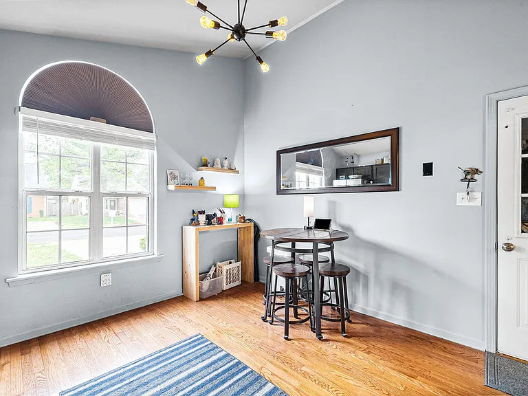 302 Northwind Dr — Photo 17