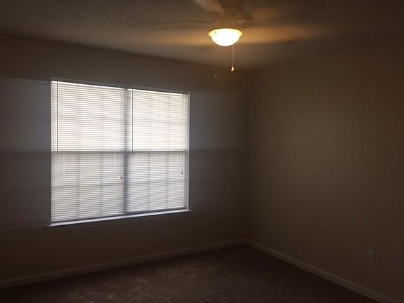 4th image of 31065 State Highway 225 APT 404
