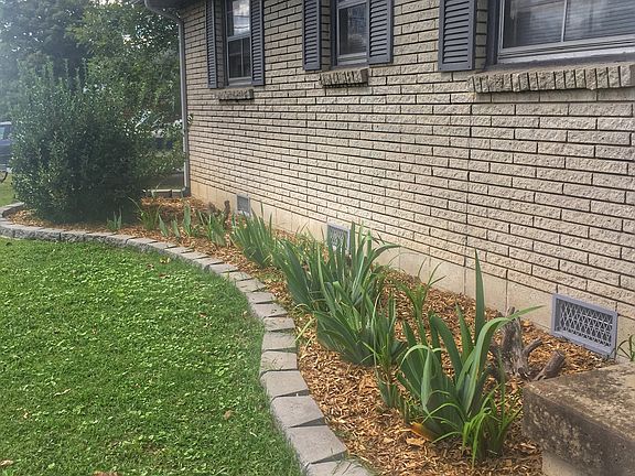 2nd image of 3225 Crislynndale Dr