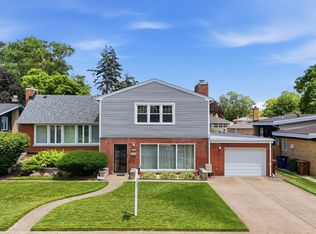 9817 S Tulley Ave, Oak Lawn, IL 60453