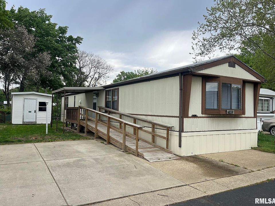 1st image of 2800 Ridge Ave #127