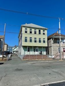 95 Scott St, New Bedford, MA, 02744
