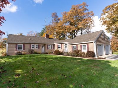 1 Leslie Ln, Sturbridge, MA, 01566