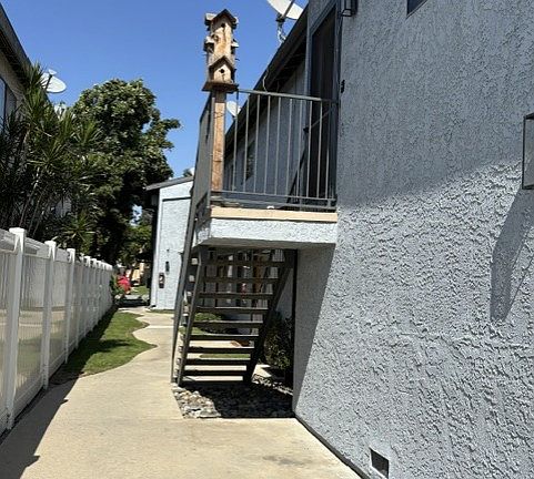 2nd image of 3622 Howard Ave APT 4