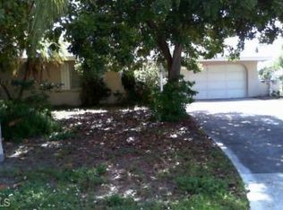3725 SE 1st Ave, Cape Coral, FL 33904