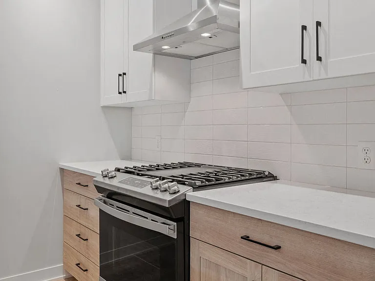 Maddox - 2 Bed / 2 Bath - 1,328 Sq.Ft.