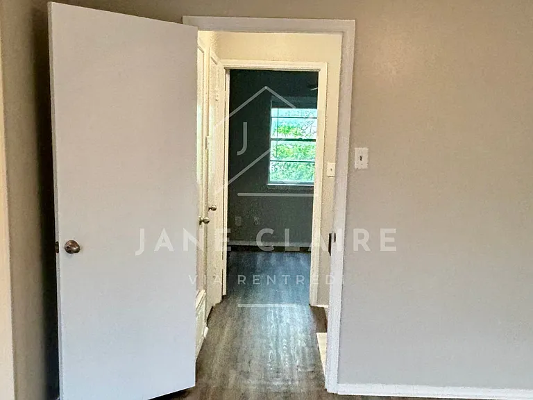 336 Mill Creek Cir — Photo 8