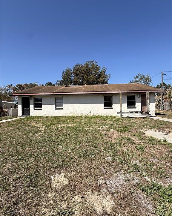 1st image of 136 Myrtle Ave