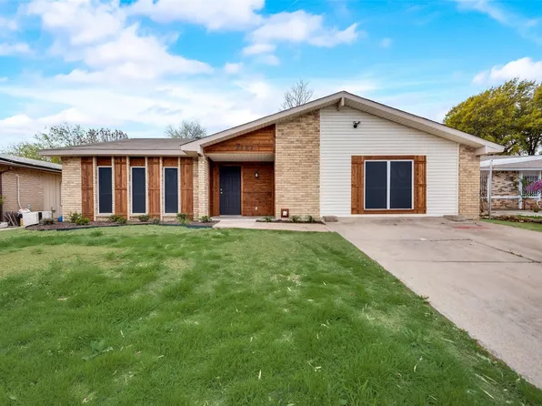 2122 Foxcroft Ln, Arlington, TX 76014