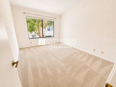 26075 Las Flores #B — Photo 5