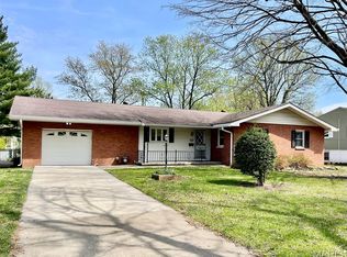 313 Sanders St, Bethalto, IL