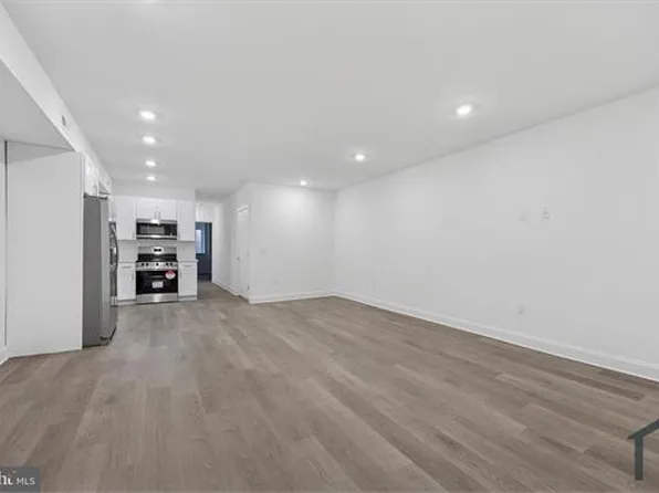 838 S 51st St, Philadelphia, PA