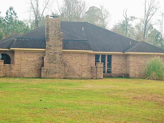 3rd image of 1207 E Pineshadows Dr