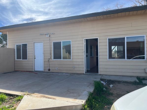 2 Bedroom Houses for Rent in Apple Valley CA - 9 houses | Zillow