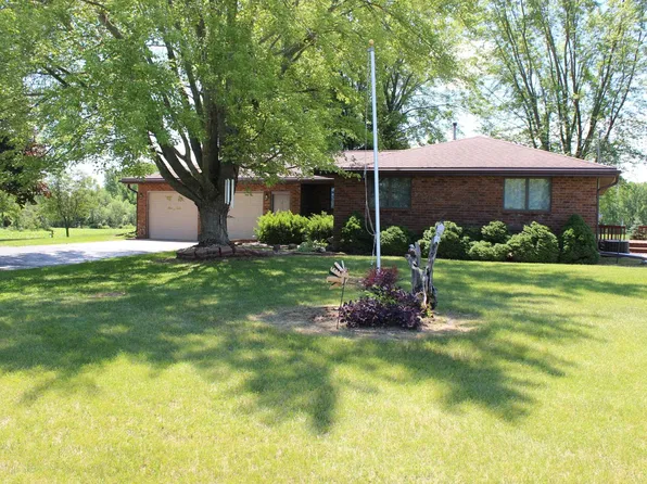 N9199 Krull Rd, Nichols, WI 54152