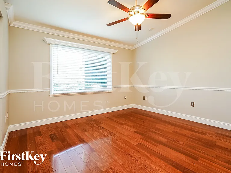 17261 Oriole Rd — Photo 10