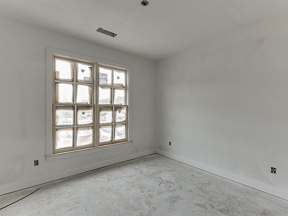 5th image of 4775 E Reed Rd