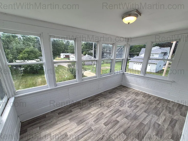 310 N Frederick Ave — Photo 16