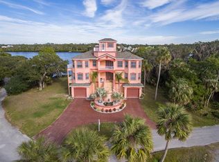 7220 Manor Beach Rd, New Port Richey, FL 34652