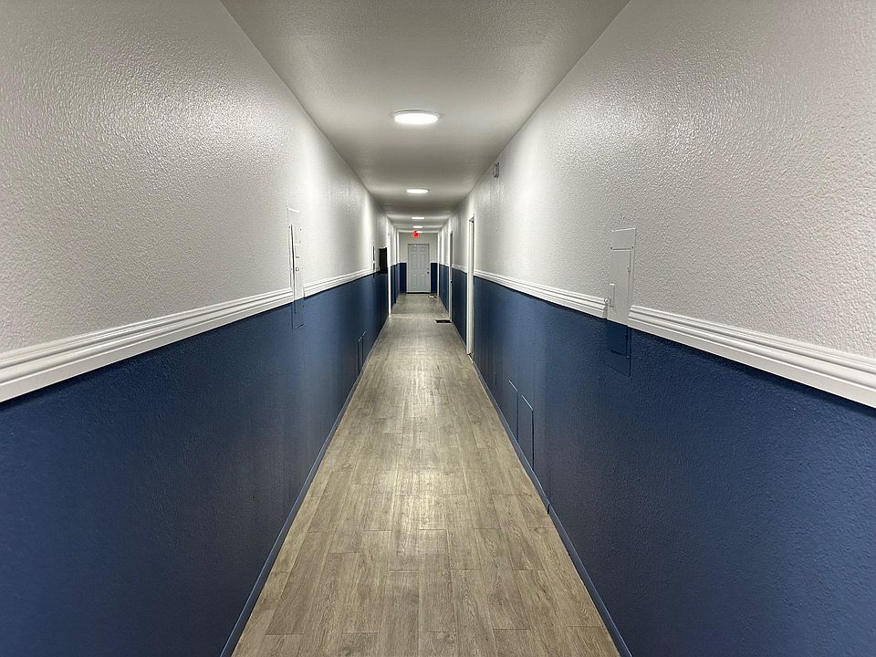 1st image of 18414 Collins St APT 223