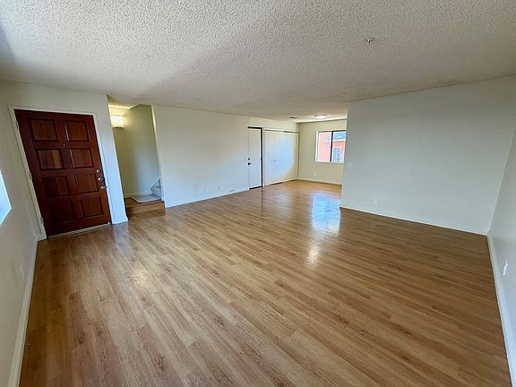 5th image of 1425 Bank St APT D