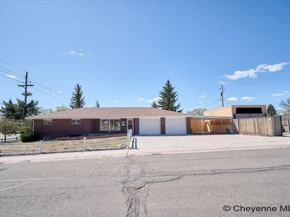 3317 Laramie St, Cheyenne, WY 82001