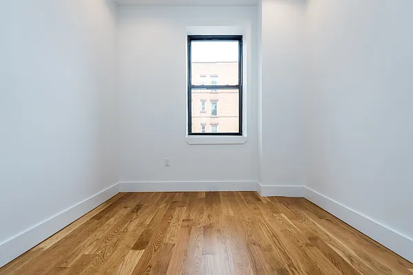 Rented by Nooklyn NYC LLC | media 37