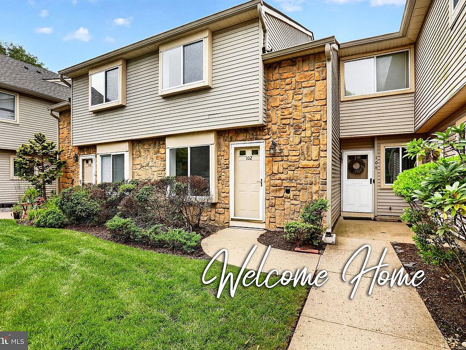 1st image of 102 Teal Ct