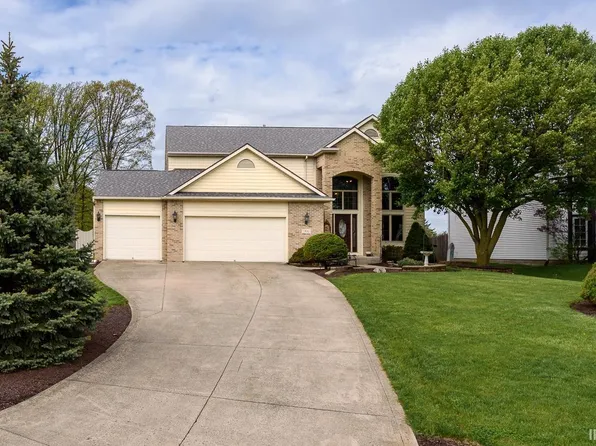 1916 Deer Lodge Dr, Fort Wayne, IN 46818