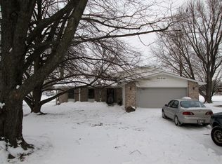 506 E Washington St, Tolono, IL