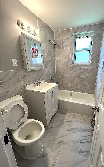 Building Photo - 572-573 Stuyvesant Ave #22