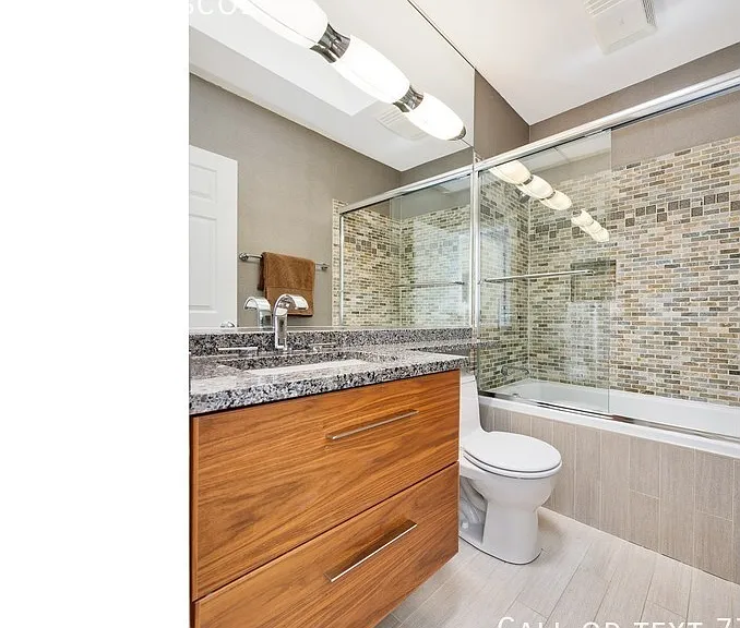 1213 W Roscoe St — Photo 23
