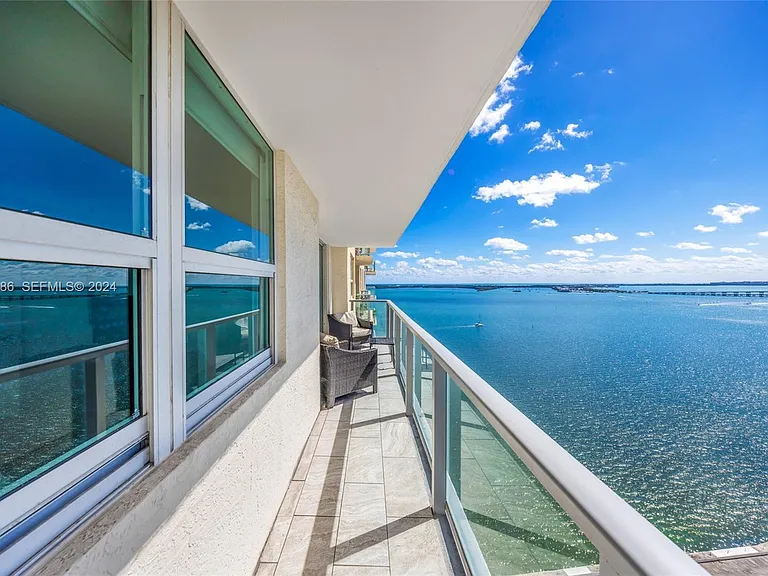 1155 Brickell Bay Dr #2207 — Photo 18