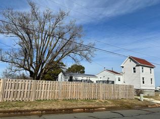 20425 Saxis Rd, Saxis, VA 23427