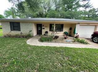 1207 E Neches St, Palestine, TX