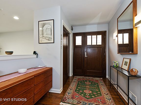 2nd image of 4121 Enfield Ave