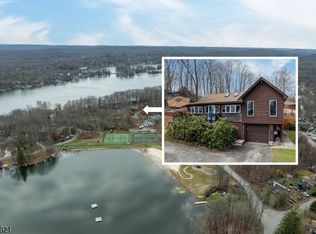 204 Aniwa Rd, Highland Lakes, NJ