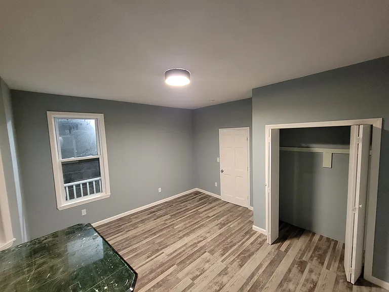47 Williams St #1 — Photo 8