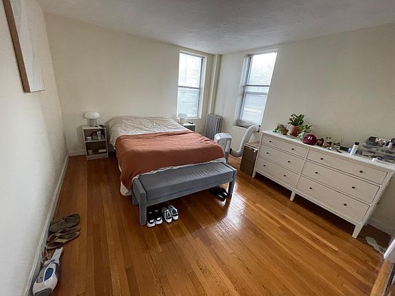 2nd image of 61 Longwood Ave #58