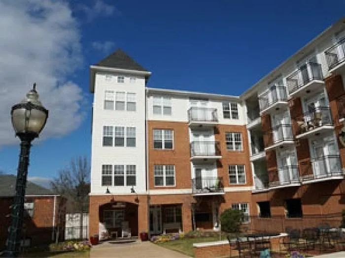 Camden Plaza