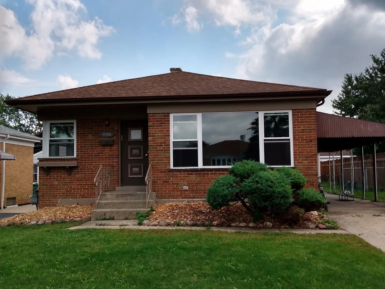 2 bed, 1.5 bath, 1200 sqft, $2,700 — Photo 1
