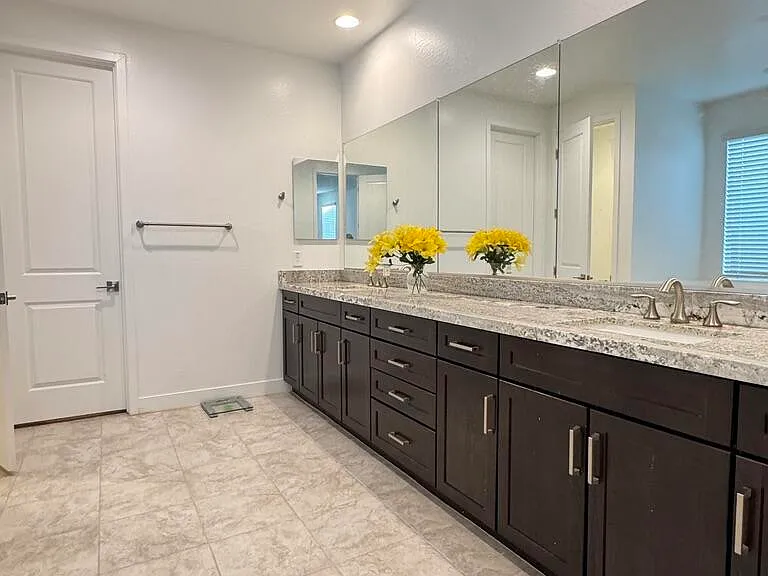 14241 W Soft Wind Dr — Photo 17