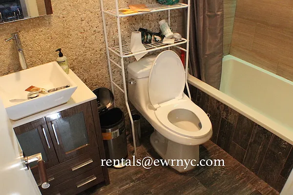 Rented by East Williamsburg Realty Inc | media 22